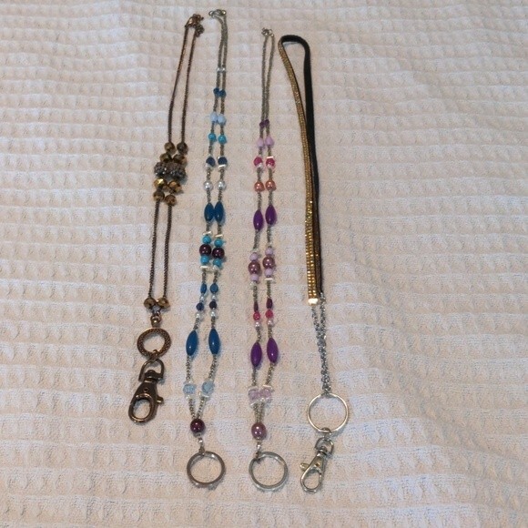 ID lanyards - Picture 1 of 5